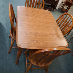 country dining set with arrowhead backed chairs